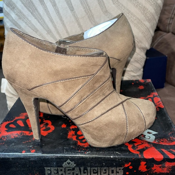 New Fergalicious fergie stiletto platform booties 6.5 brown - Picture 1 of 6